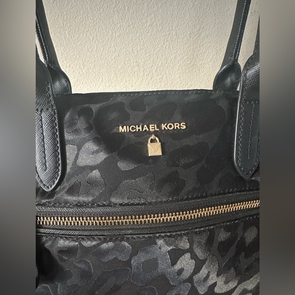 Michael Kors Leopard Bag - Picture 5 of 15